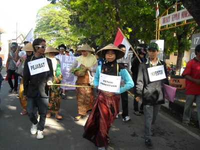 Pernyataan Sikap Solidaritas Perempuan Di Hari Bumi 2013