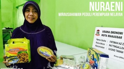 “The Power of Kepepet” Nuraeni Awali Bisnis Ikan Perempuan Pesisir